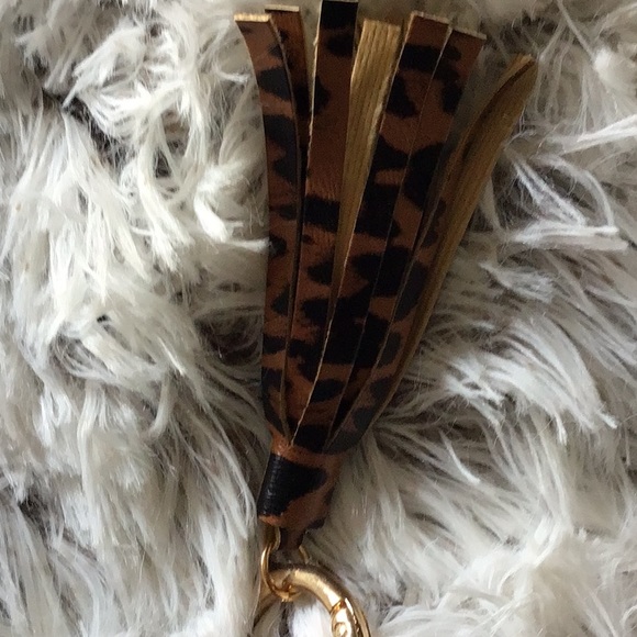 Key Chain Bracelet Chapstick Holder   Credit Card Holder Wallet tassel - Picture 3 of 8